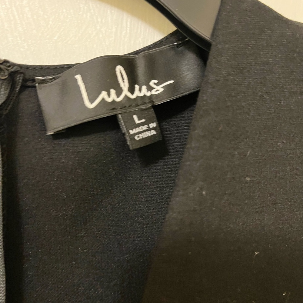 Lulu’s Black Cocktail Hour Sleeveless Tulip Mini little black dress Size Large - Picture 4 of 5